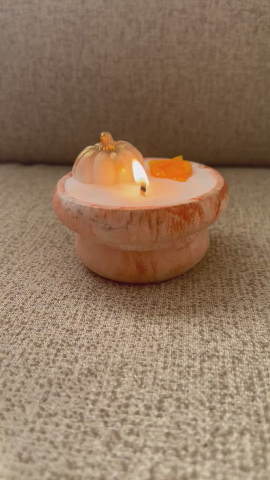 🍁 Wide Autumn Marble Candle – Concrete Design
